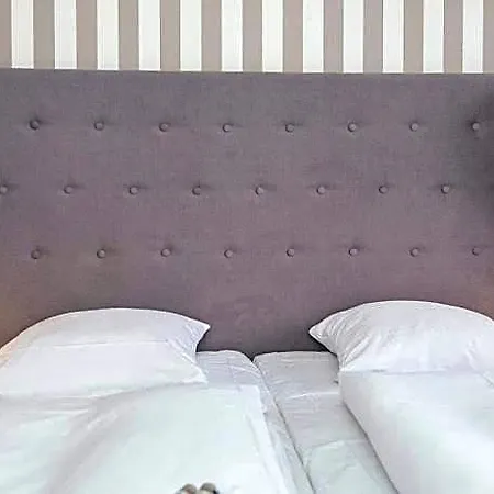 Hébergement de vacances 4 Person In Give